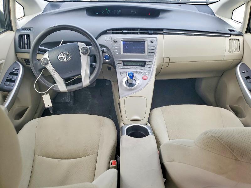 2014 Toyota Prius two