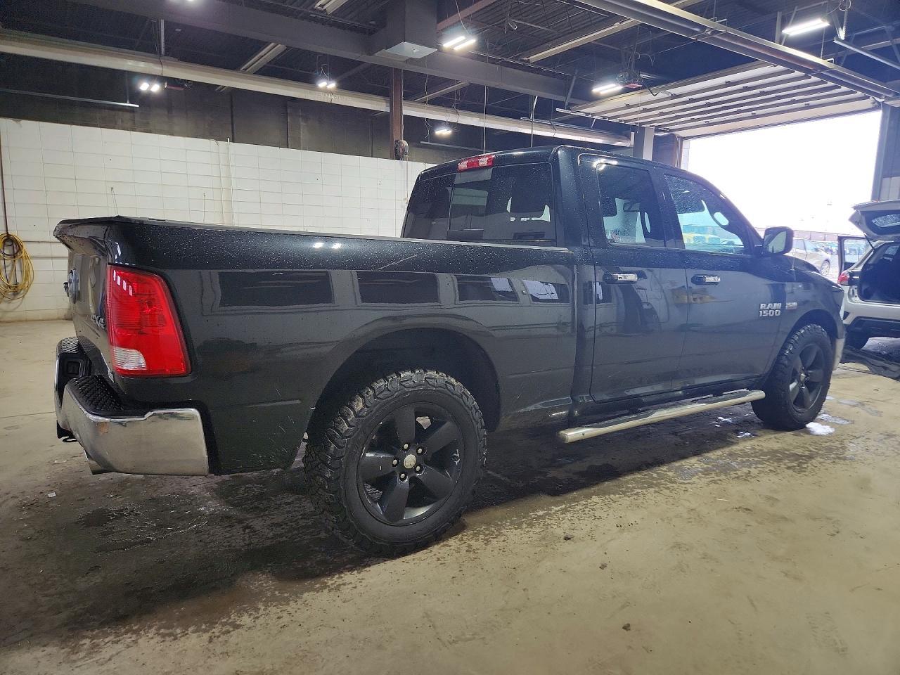 2015 Dodge RAM 1500 SLT