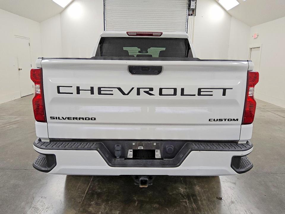 2024 Chevrolet Silverado C1500 Custom