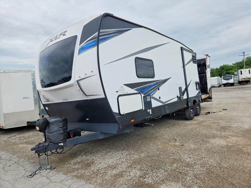 2022 Trailers Hyperlite  2815