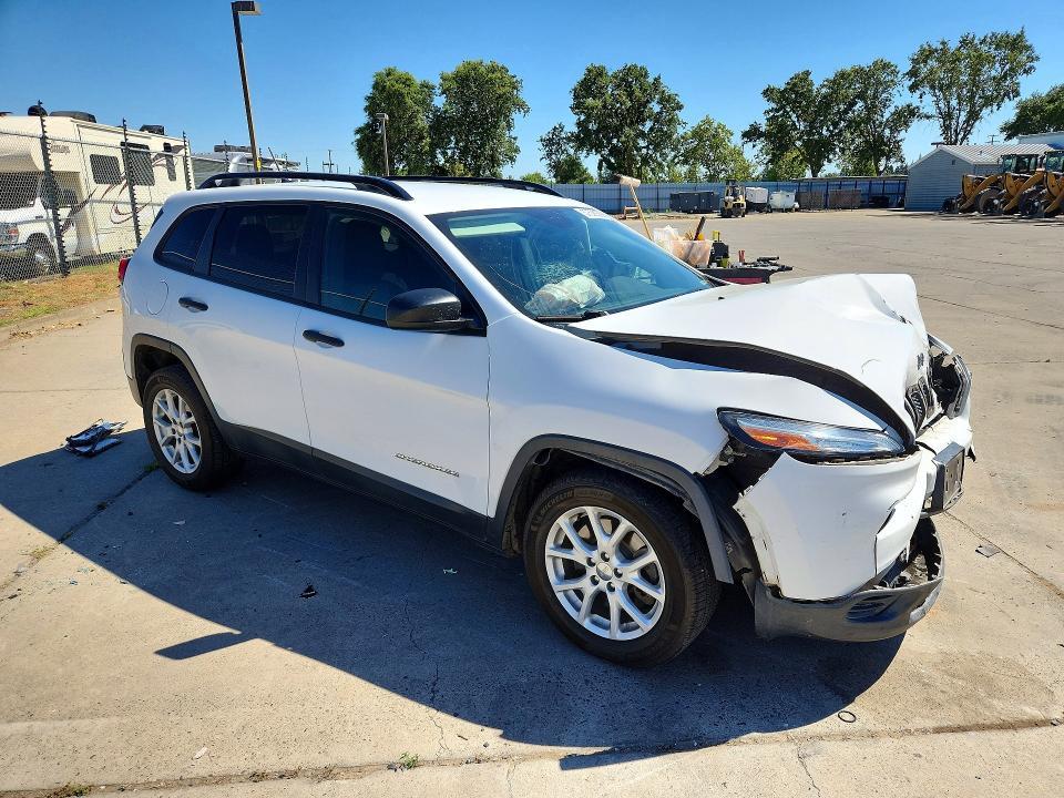 2016 Jeep Cherokee Sport