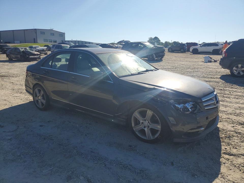 2011 Mercedes-Benz C 300 4matic