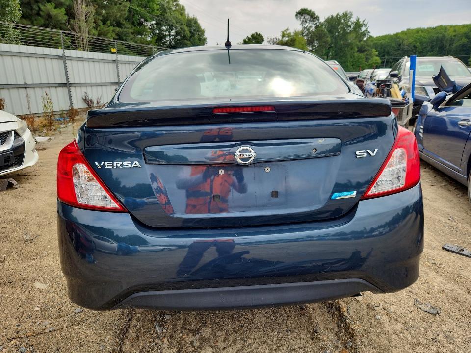 2016 Nissan Versa 1.6 sv