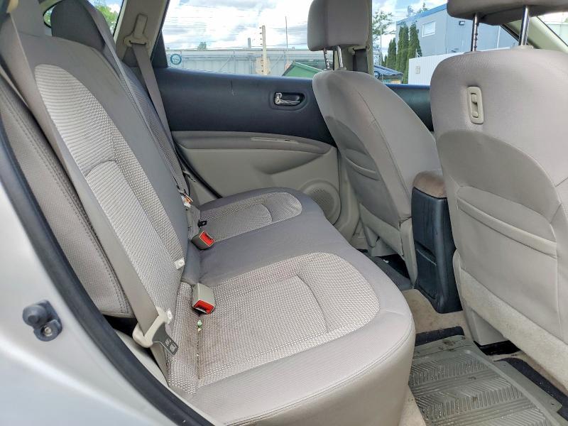 2011 Nissan Rogue s