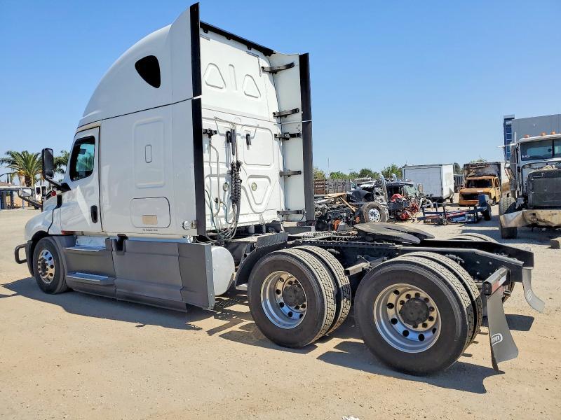 2020 Freightliner Cascadia 126 Semi Truck