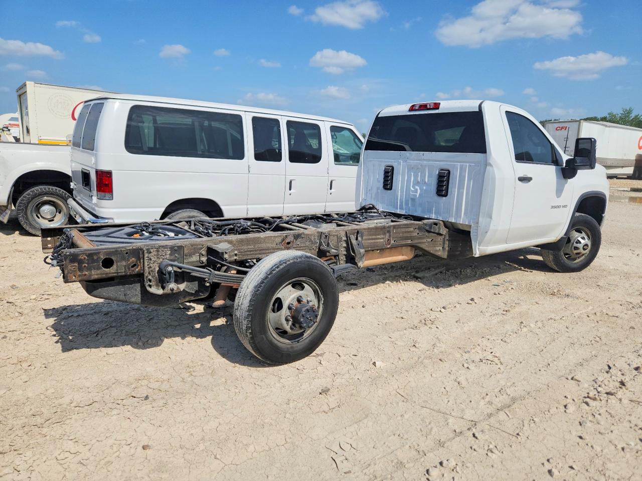 2022 Chevrolet Silverado C3500