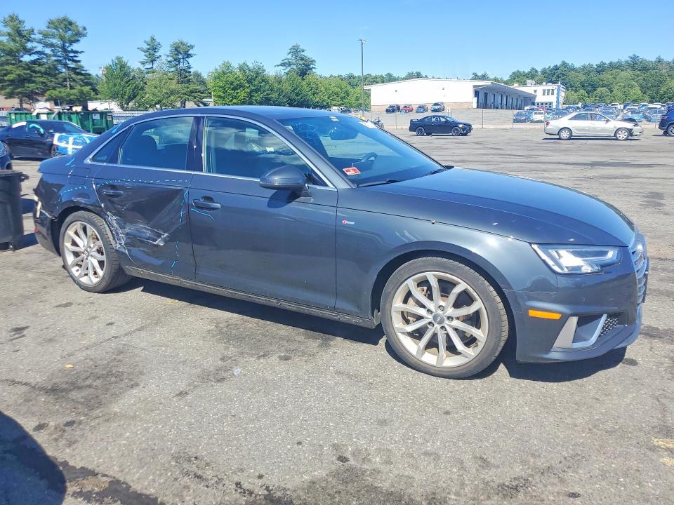 2019 Audi A4 Premium Plus