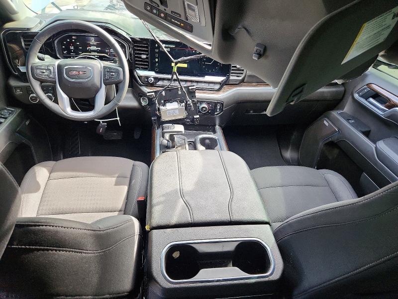 2025 GMC Sierra K1500 Elevation