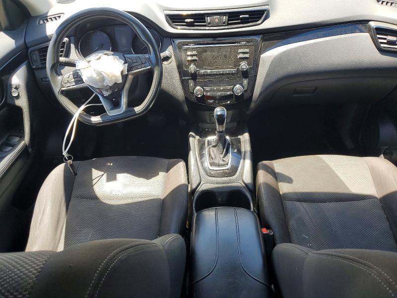 2017 Nissan Rogue Sport sv