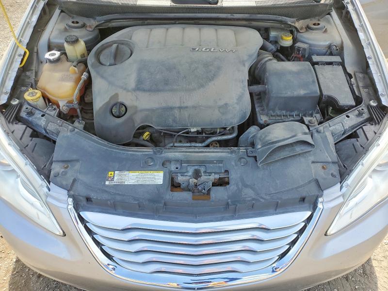 2013 Chrysler 200 Limited