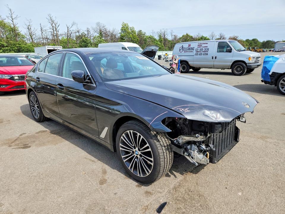 2019 BMW 530 xi