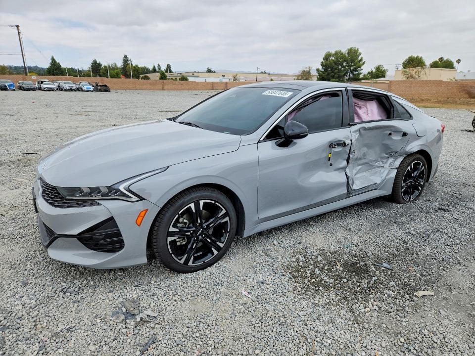 2022 KIA K5 gt Line