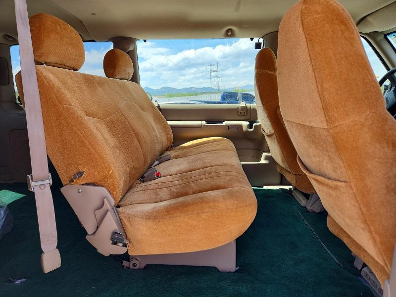 2004 GMC Safari XT