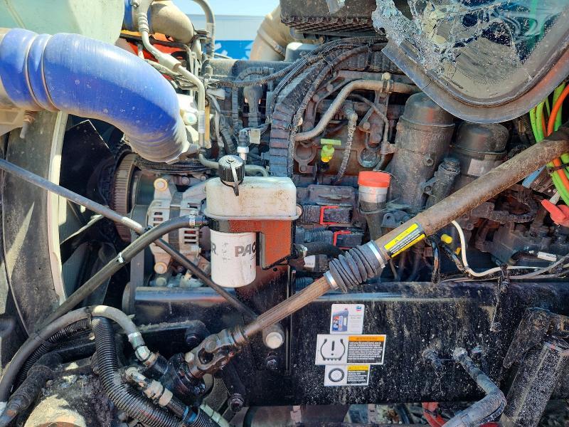 2023 Kenworth Construction T880