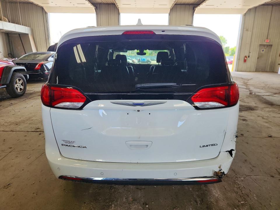 2018 Chrysler Pacifica Limited