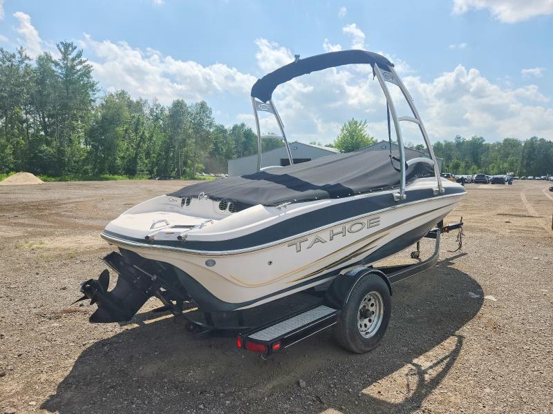 2008 Tahoe Boat