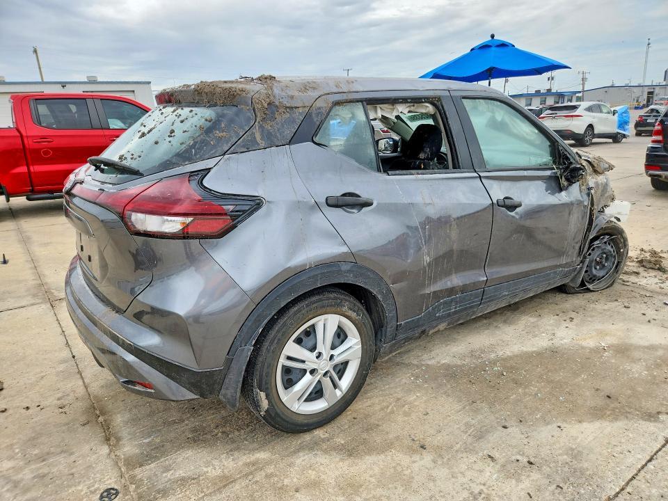 2024 Nissan Kicks s
