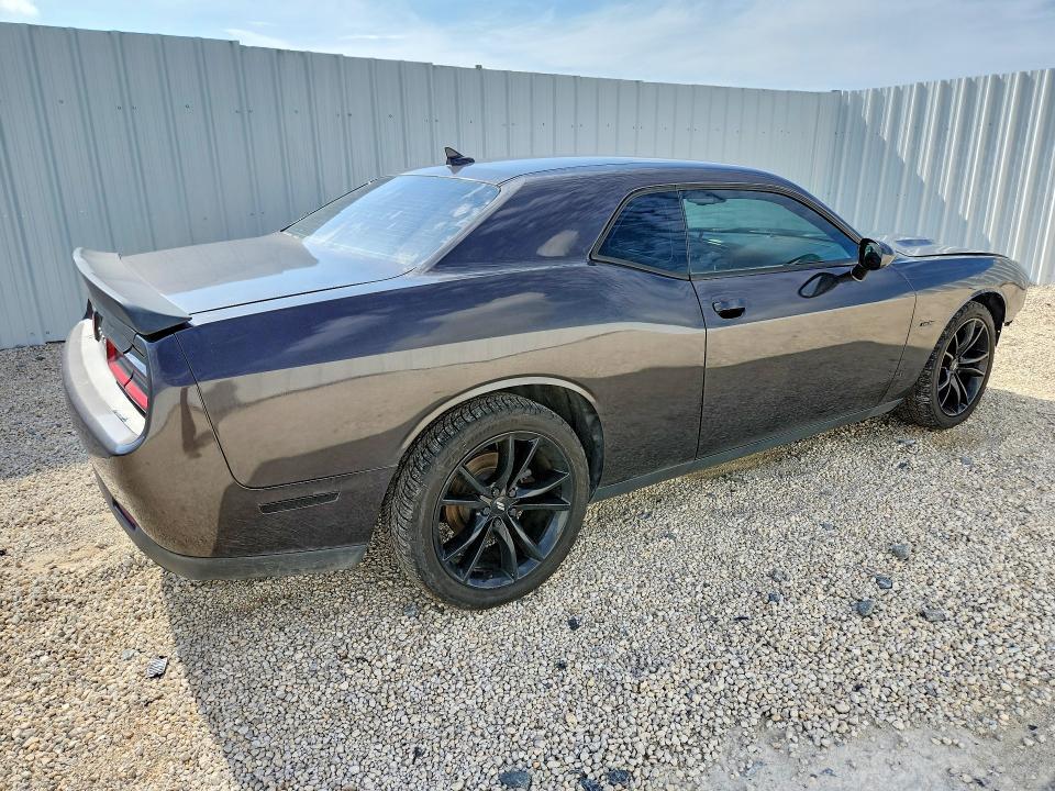 2018 Dodge Challenger r