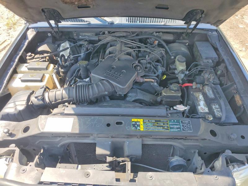 2005 Ford Explorer Sport Trac