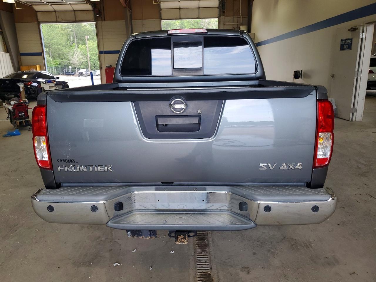 2016 Nissan Frontier SV