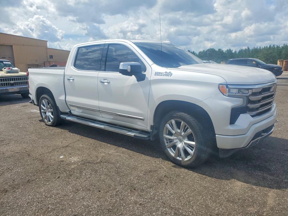 2022 Chevrolet Silverado K1500 High Country
