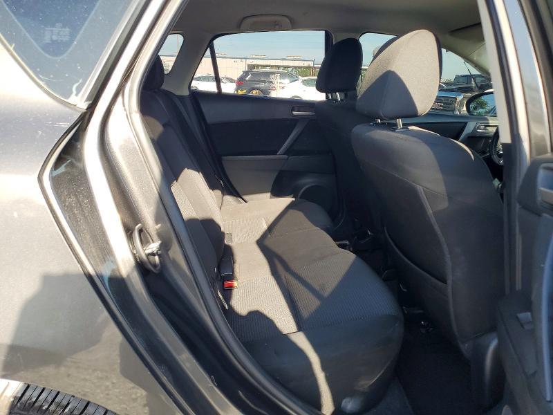 2013 Mazda 3 I