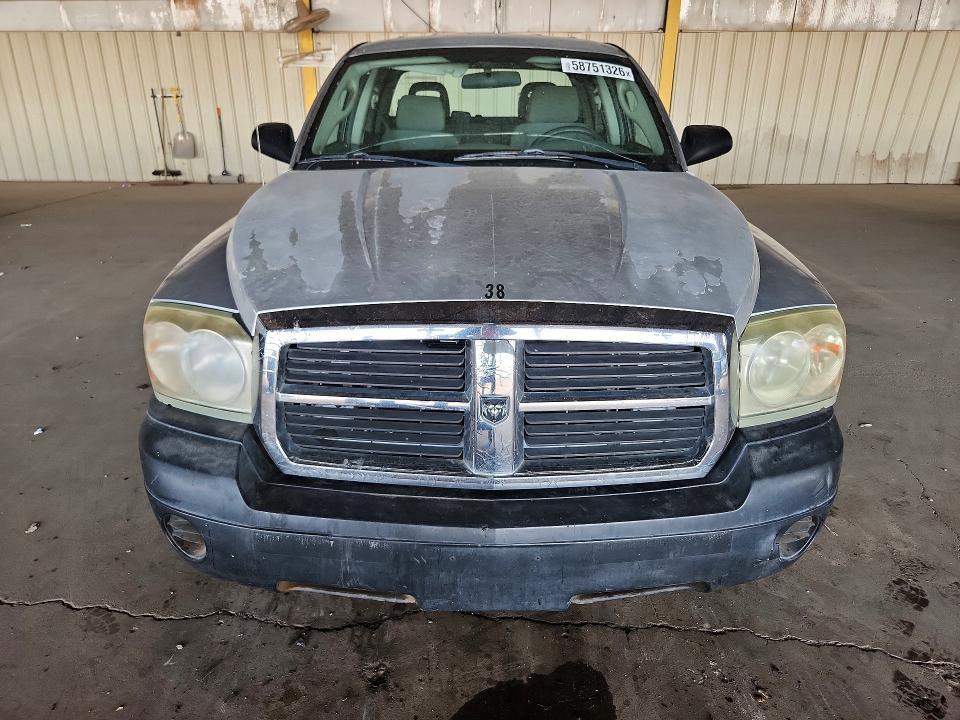 2006 Dodge Dakota Quattro