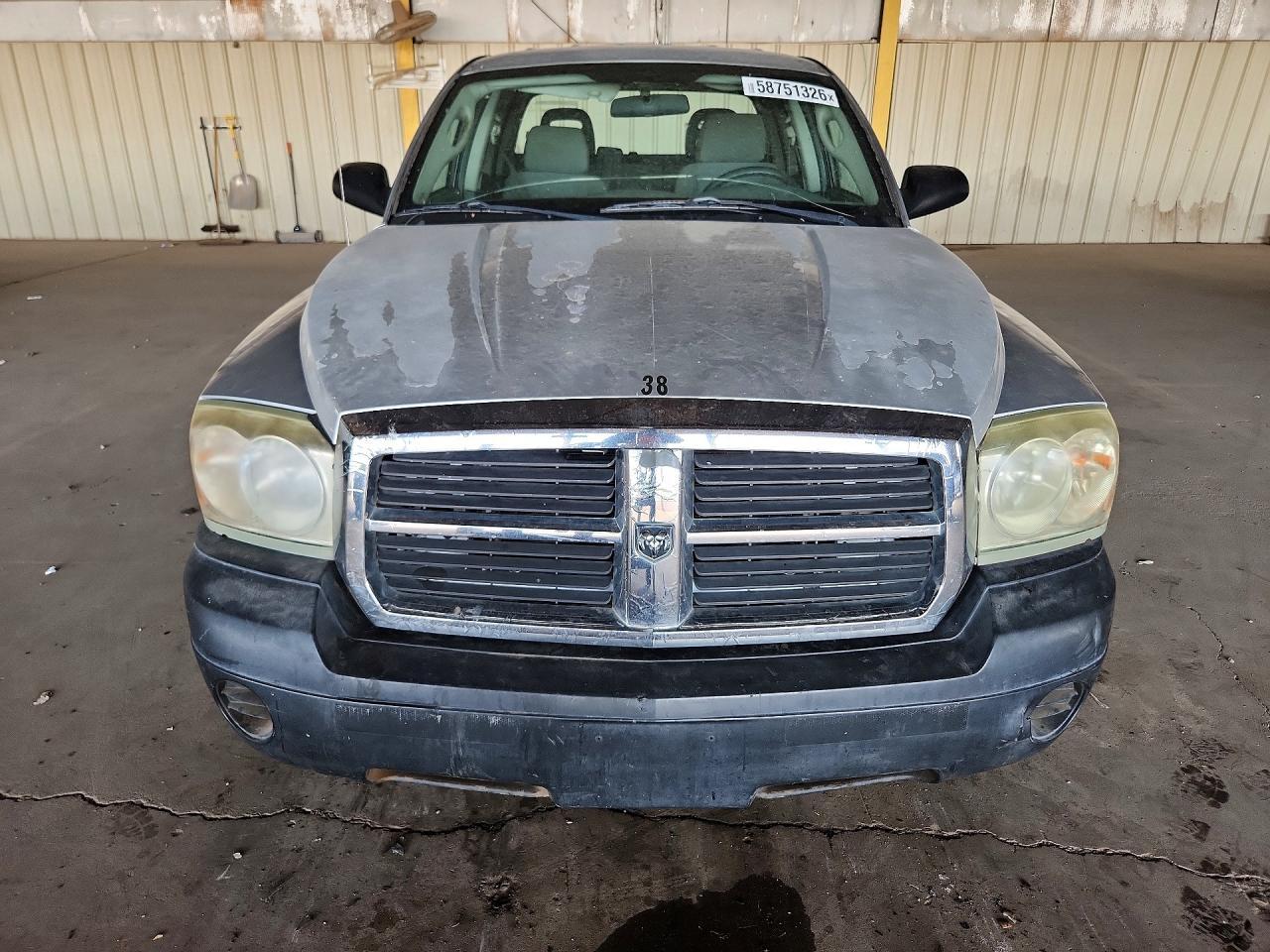 2006 Dodge Dakota Quattro