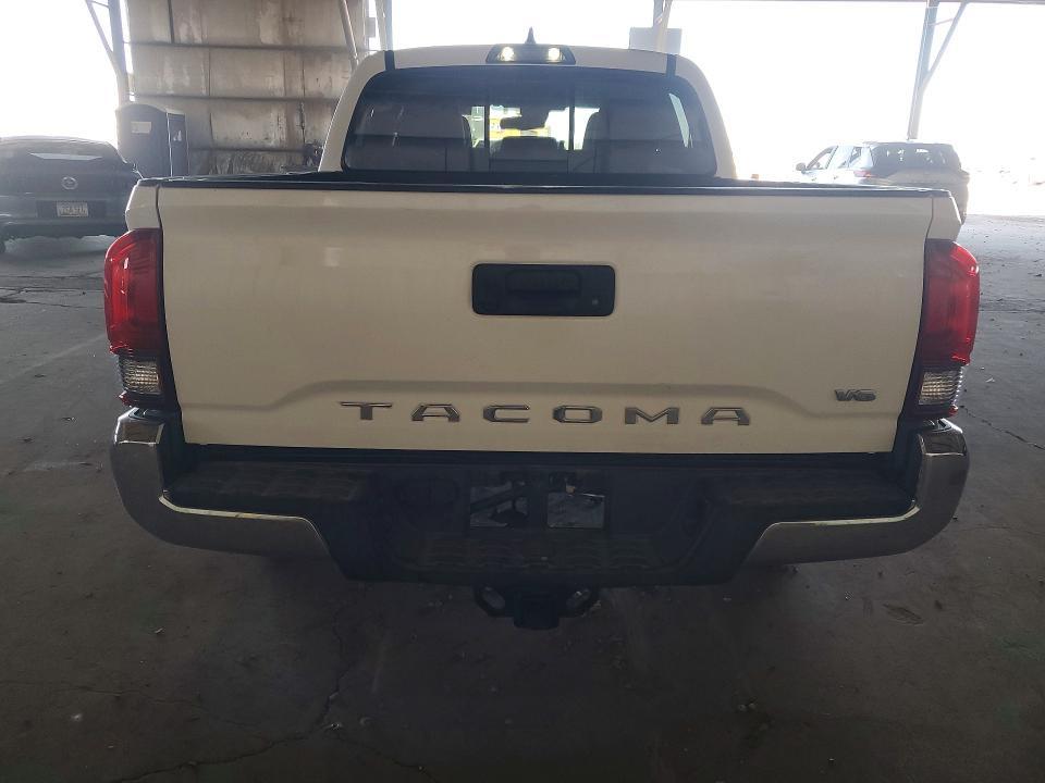 2018 Toyota Tacoma SR5 V6