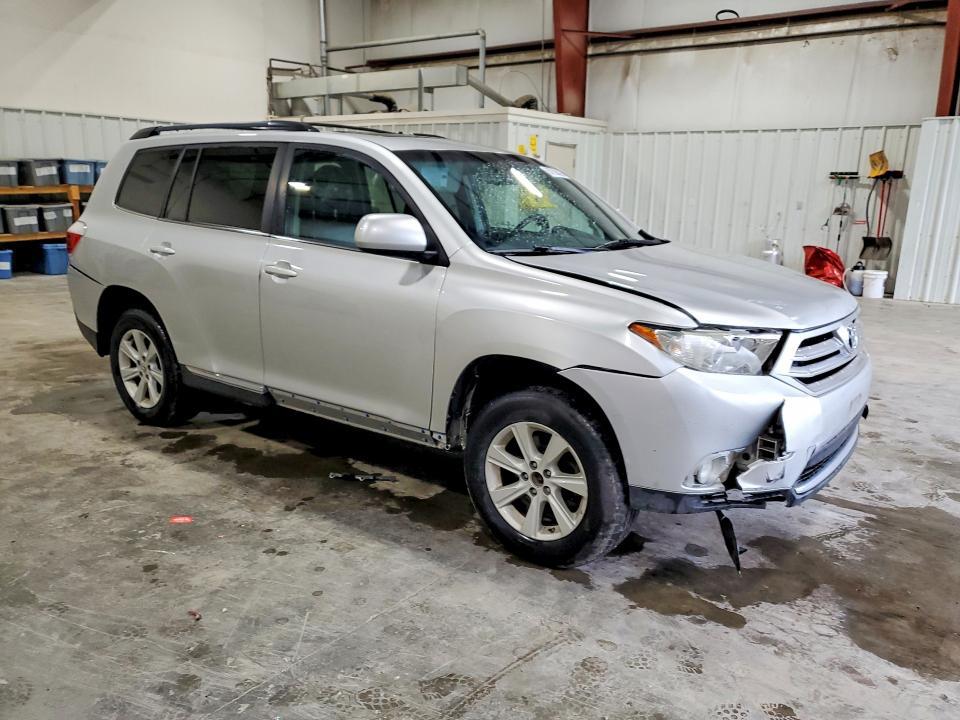2012 Toyota Highlander se