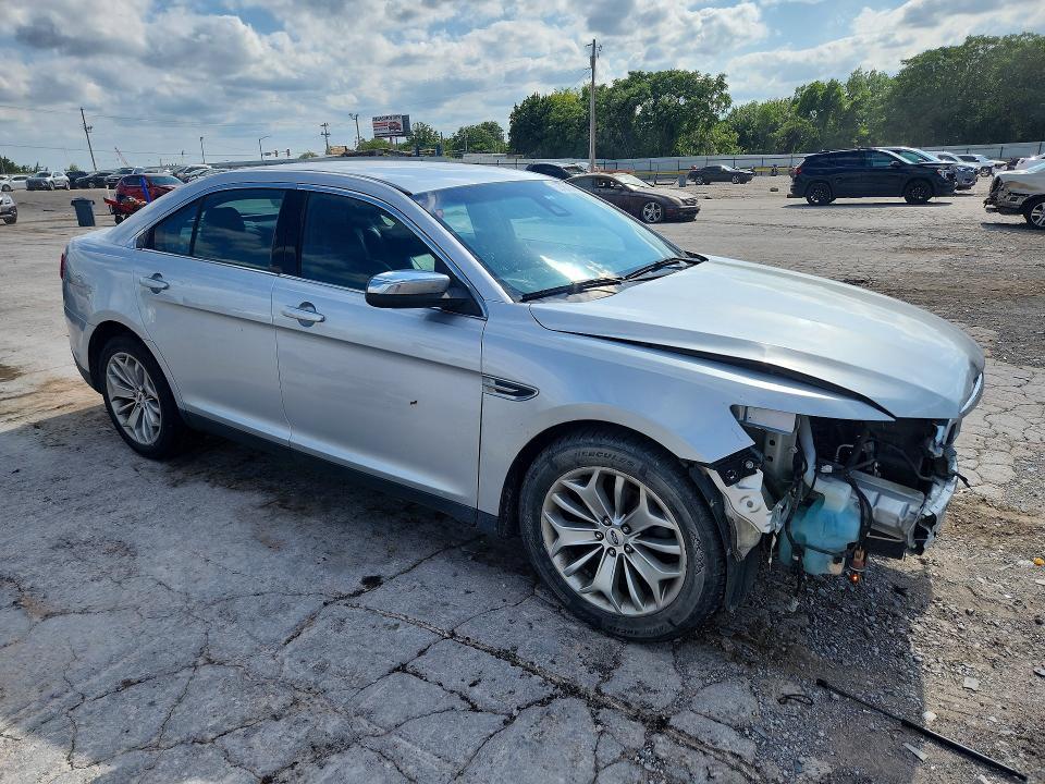 2018 Ford Taurus Limited
