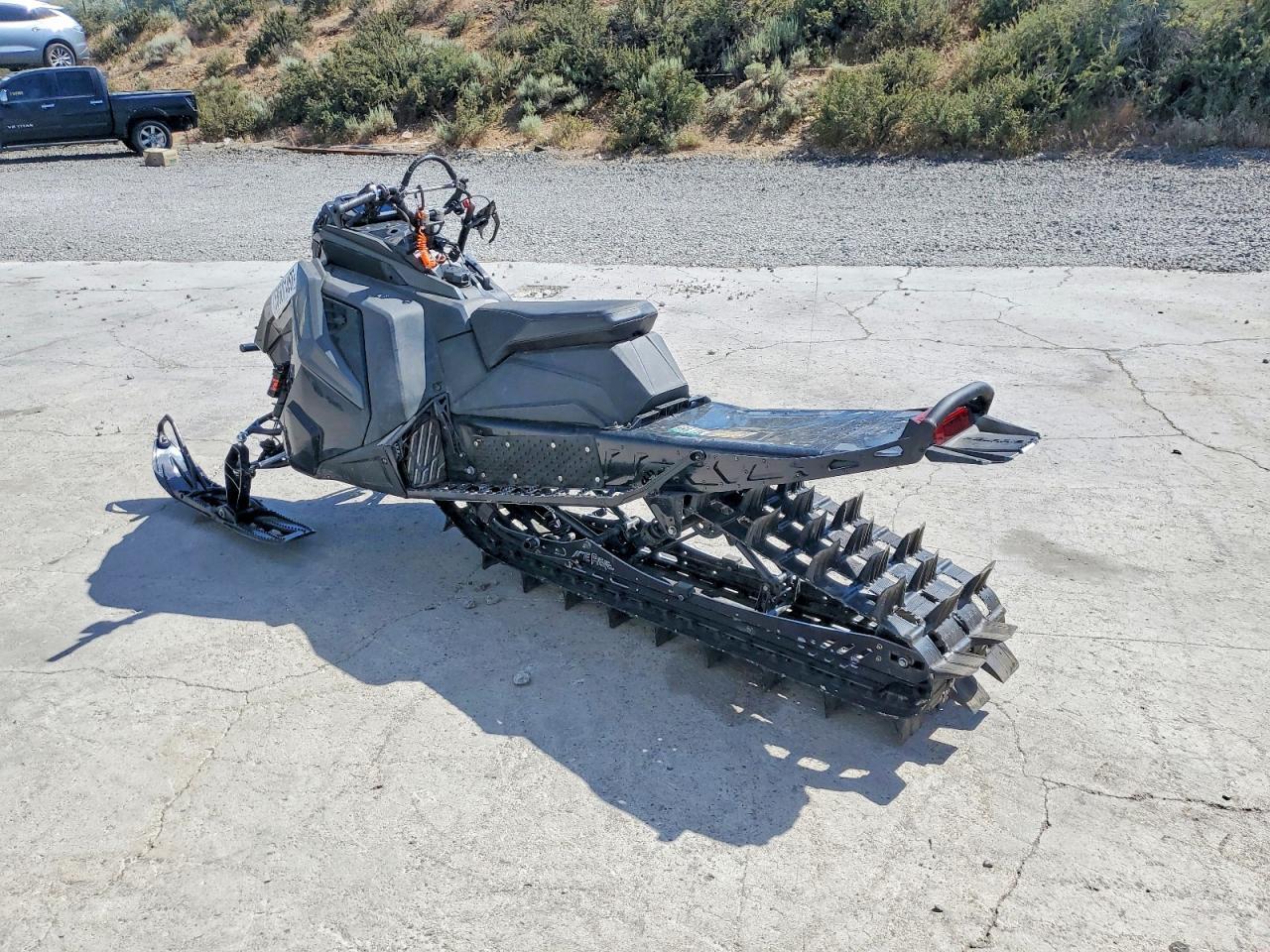 2024 Polaris Patriot Boost RMK KH