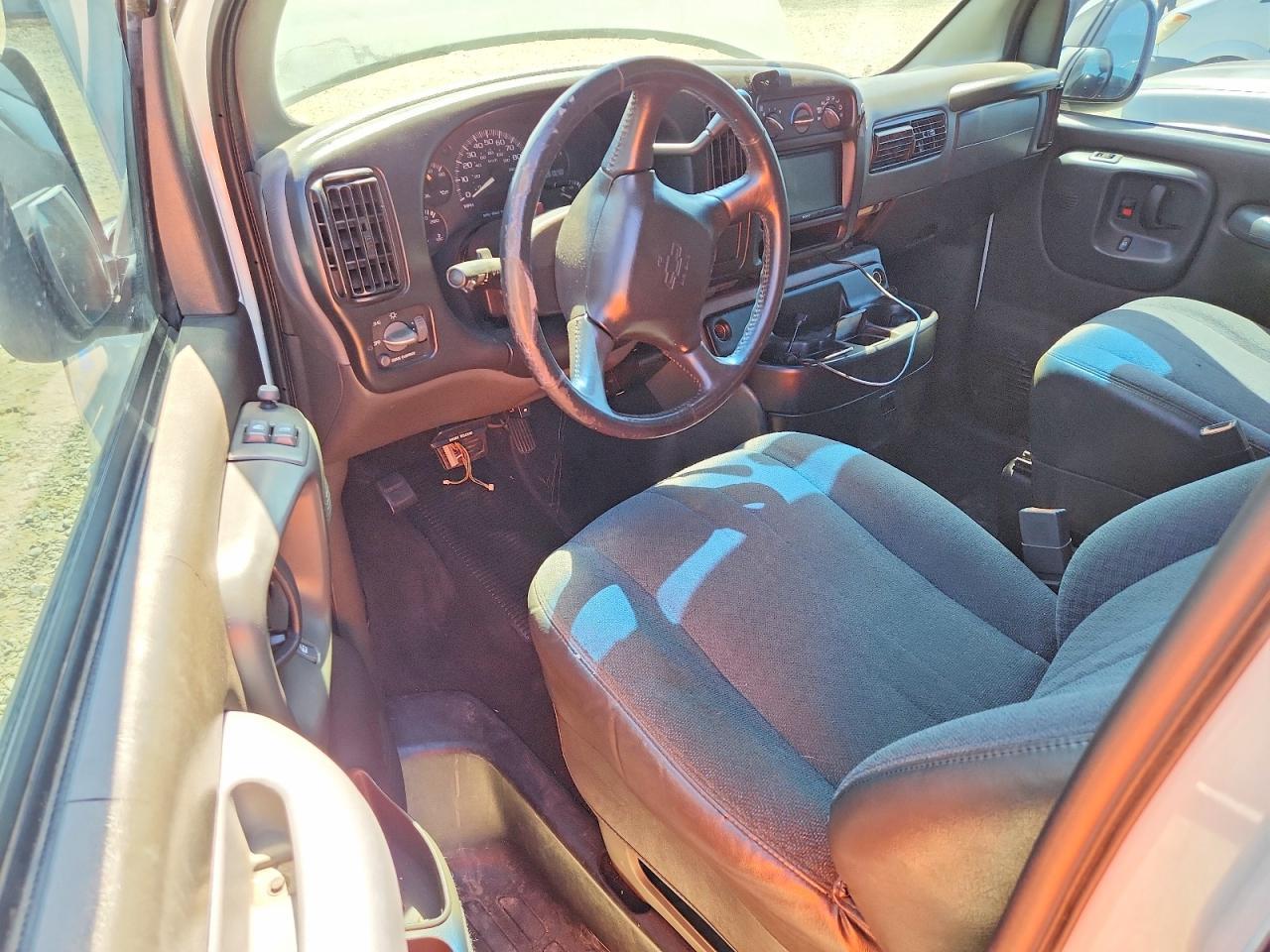 2002 Chevrolet Express G3500
