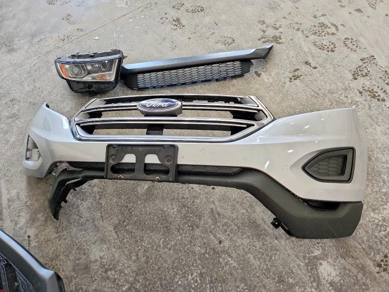 2015 Ford Edge se