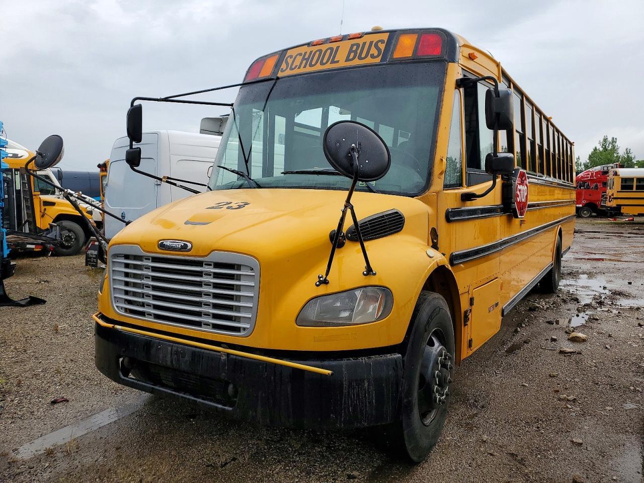 2011 Thomas SAF-T-LINER C2-School Bus