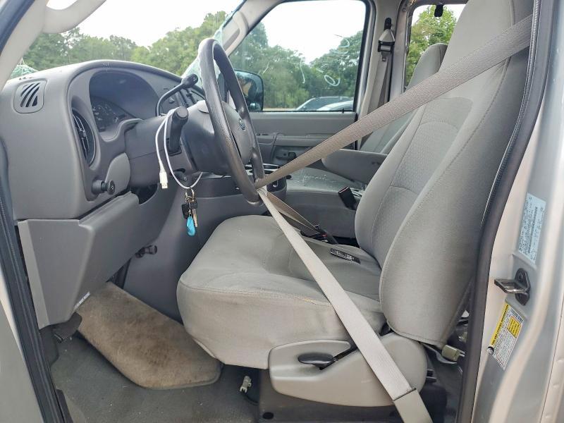 2007 Ford E250 Delivery Van