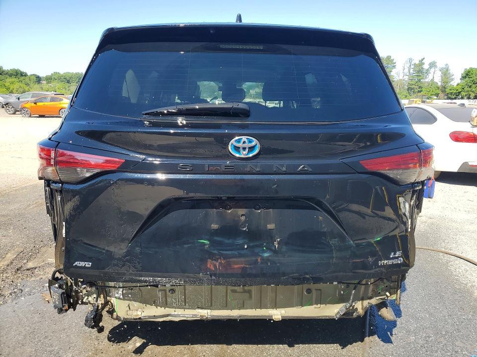 2022 Toyota Sienna le