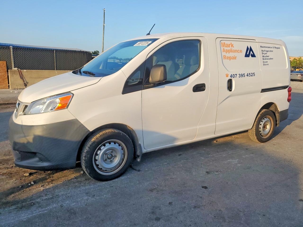 2019 Nissan NV200 S