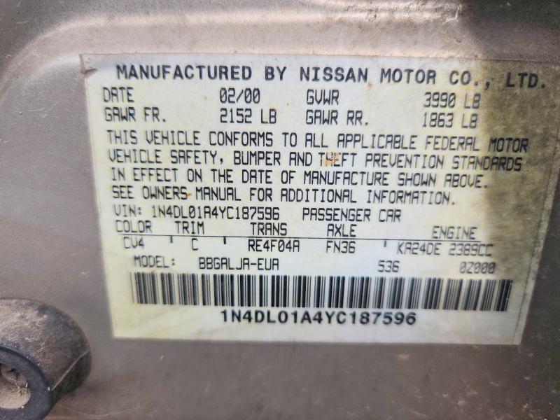 2000 Nissan Altima
