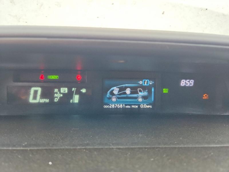 2015 Toyota Prius v Three