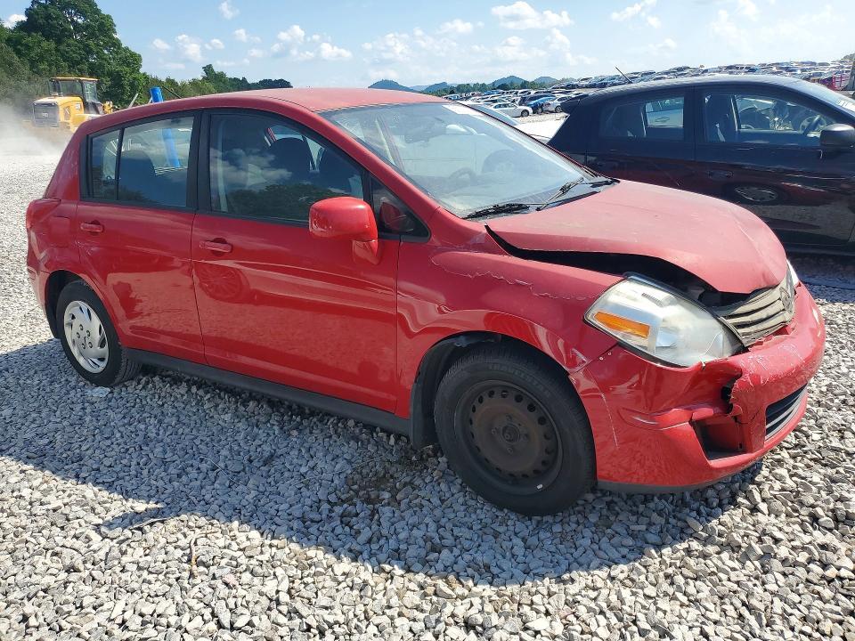 2011 Nissan Versa 1.8 s