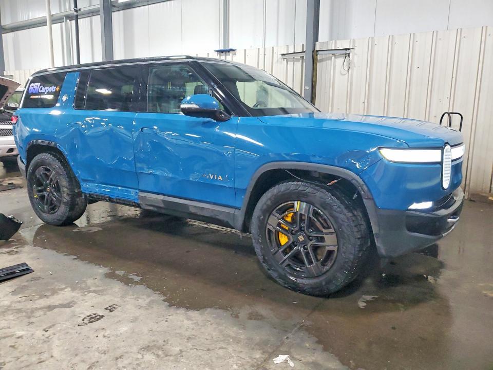 2023 Rivian R1S Adventure