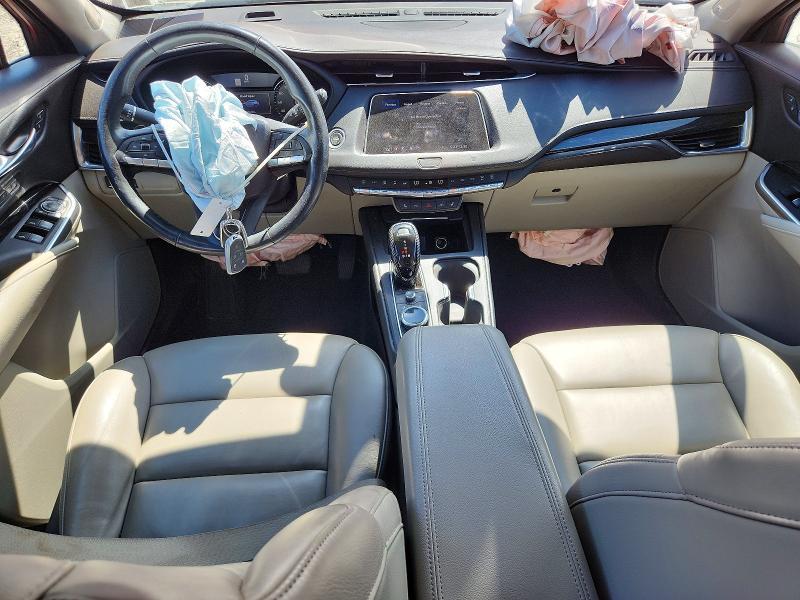 2020 Cadillac XT4 Premium Luxury