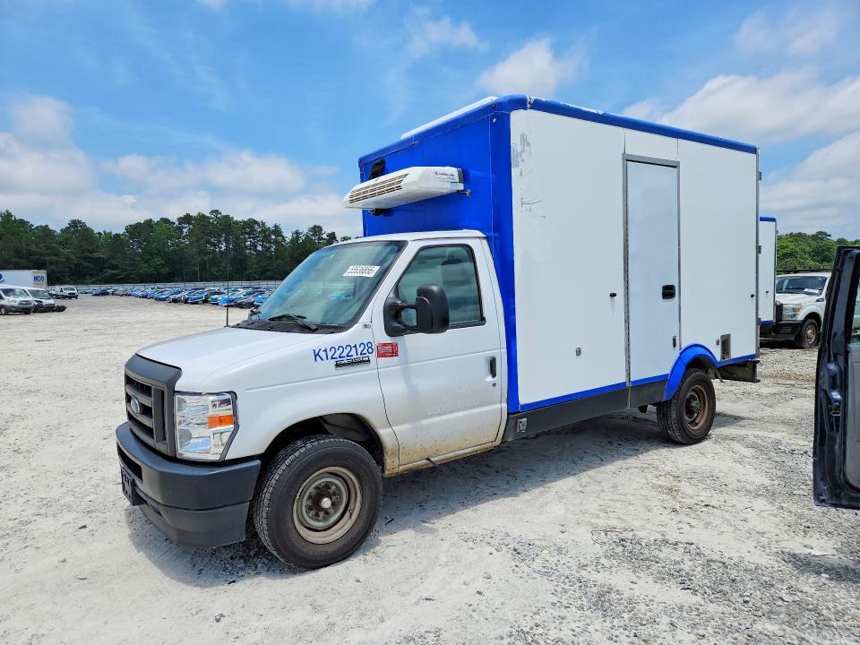 2023 Ford E350 Refrigerated BOX Truck