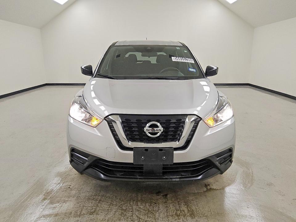 2020 Nissan Kicks s