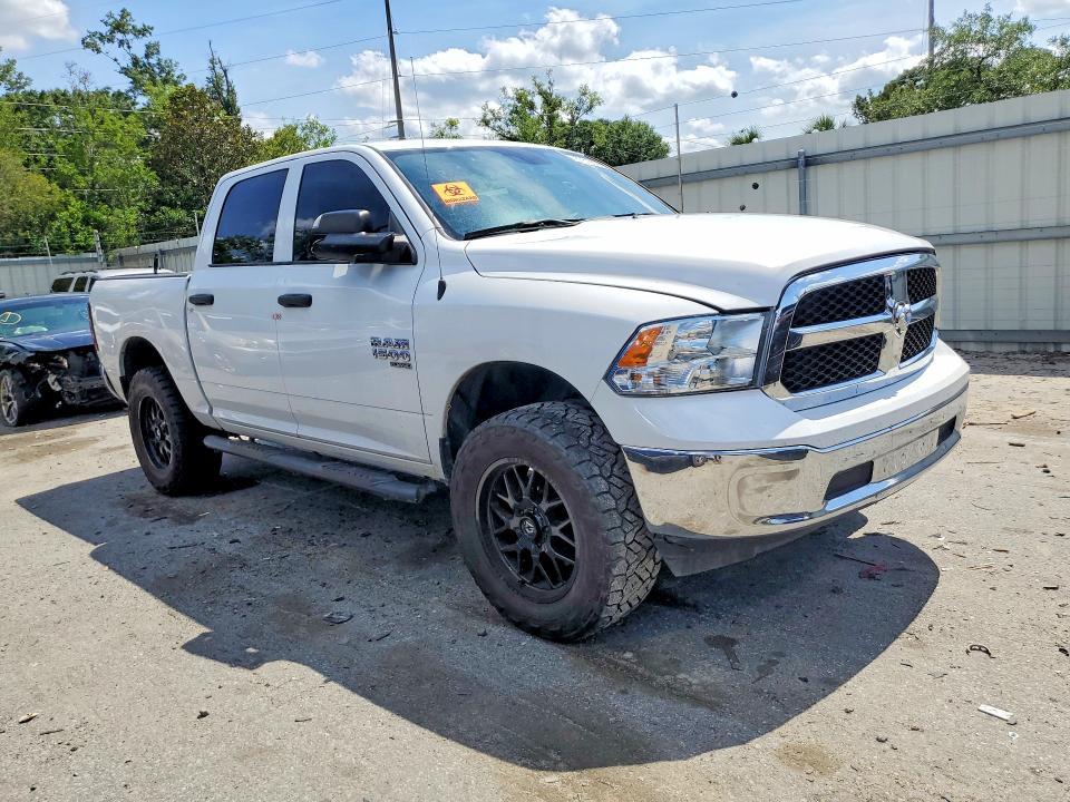 2022 Dodge RAM 1500 Classic SLT