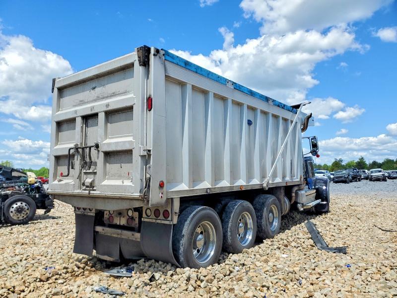 2019 Peterbilt 389 Dump Truck