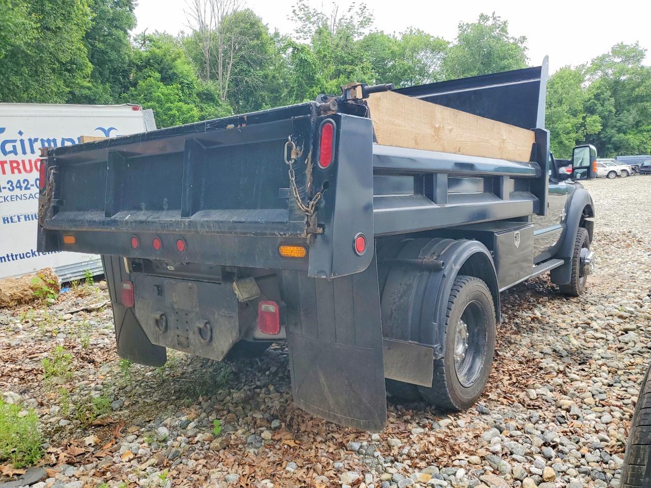 2016 Ford F550 Super Duty Dump Truck