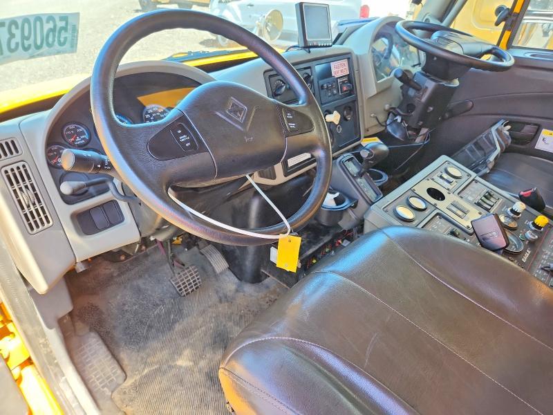 2014 Intl 2014 International 4300 Sweeper Truck