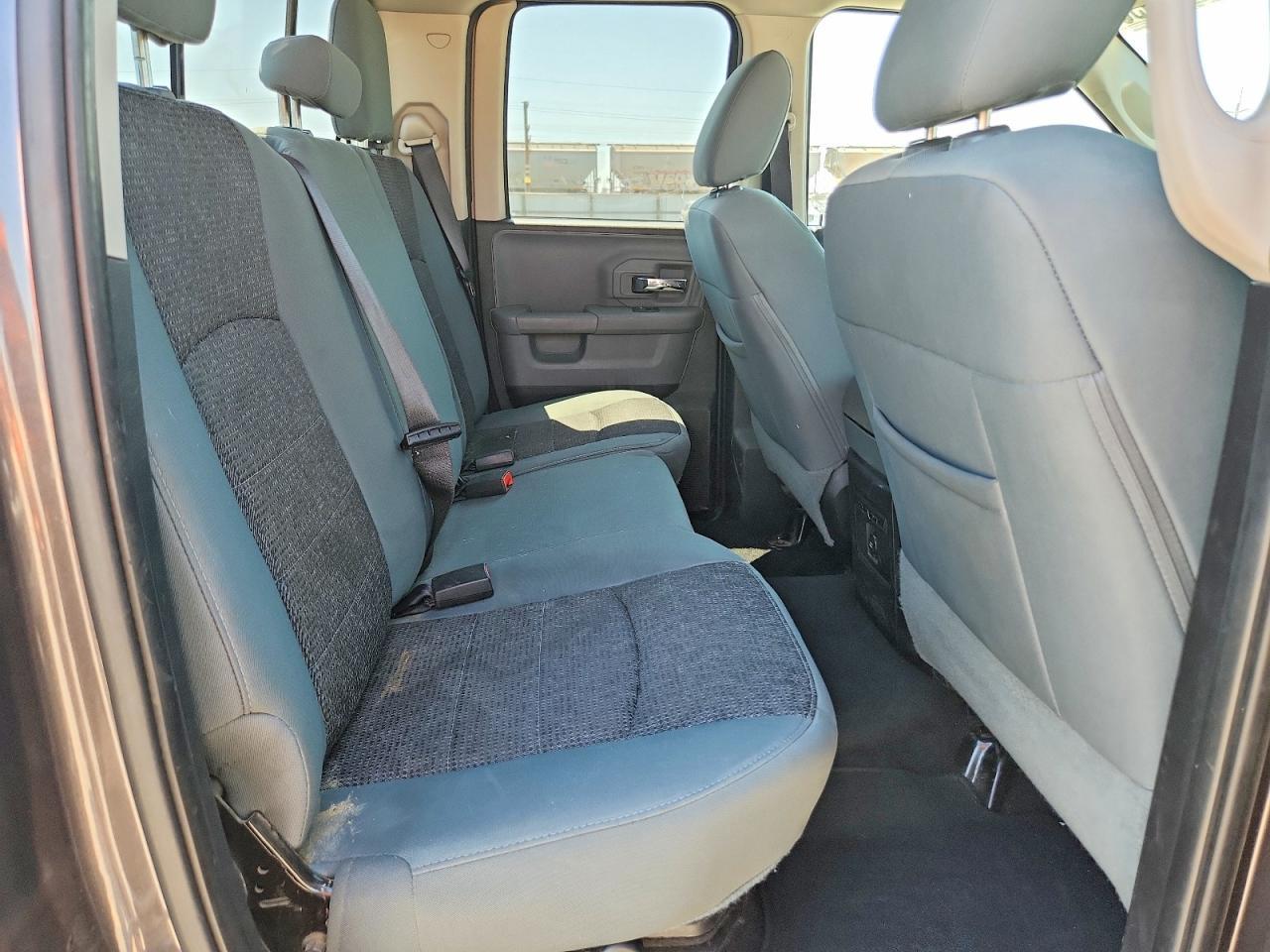 2015 Dodge RAM 1500 SLT
